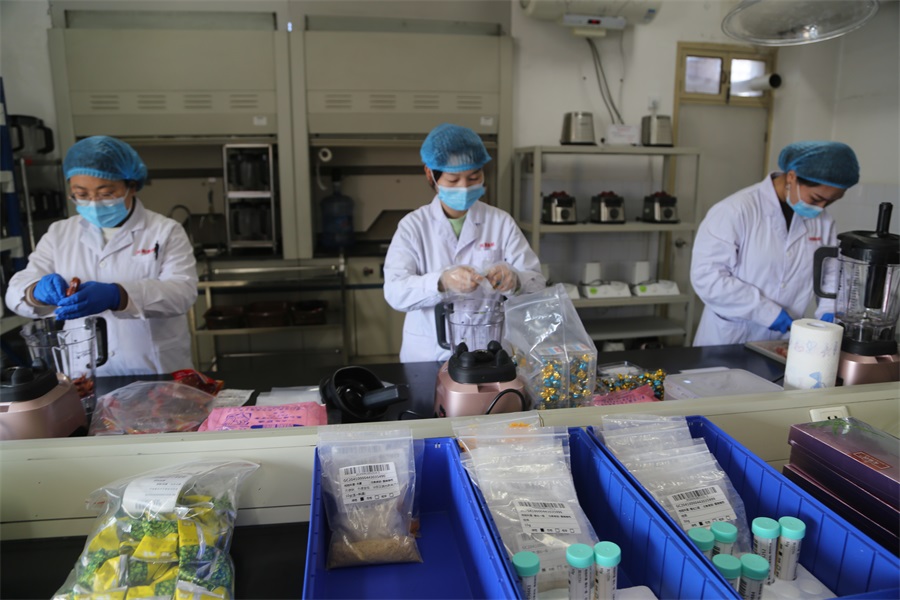 1630146904323076333.jpg 4.jpg