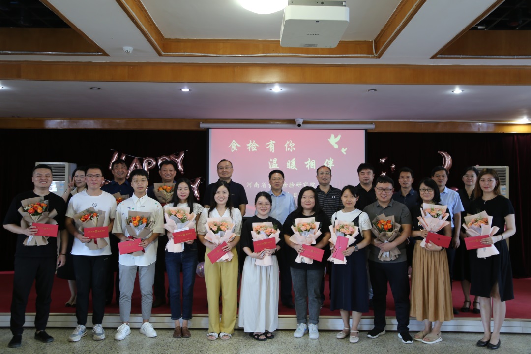 1658998413294022154.jpg 4(1).jpg